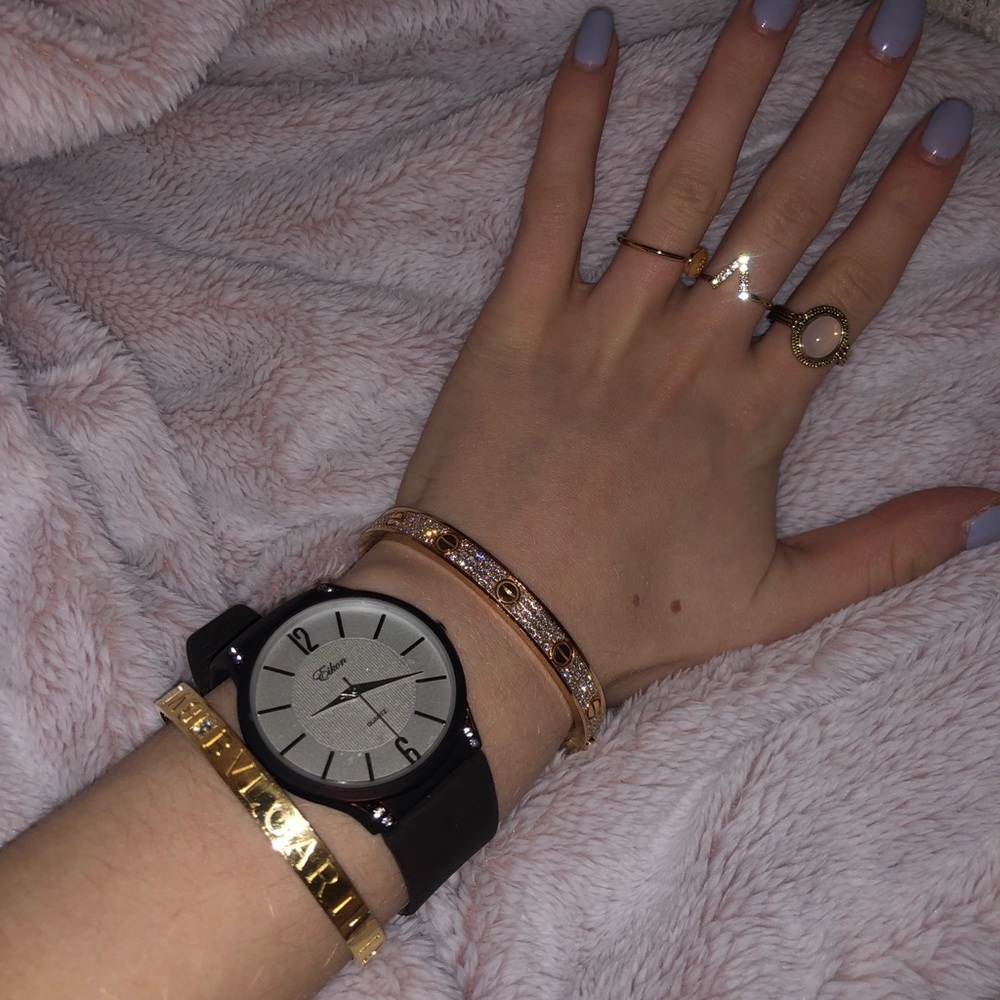 Brand new chic watch!!